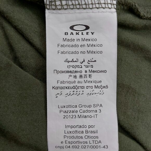 Oakley T-Shirt Mens 2XL Green Long Sleeve Lightweight Crew Neck Performance Golf - Picture 10 of 12